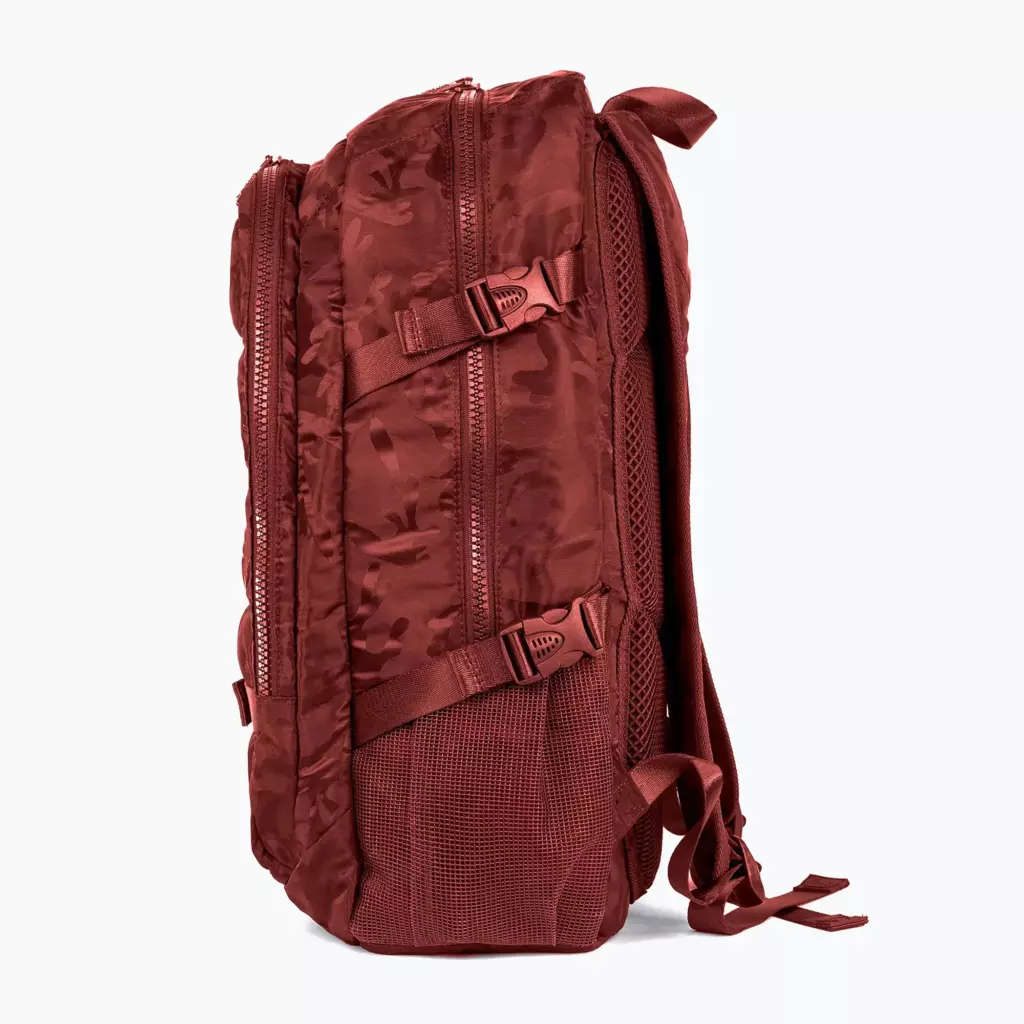 Рюкзак Venum Challenger Pro 22.5 l burgundy
