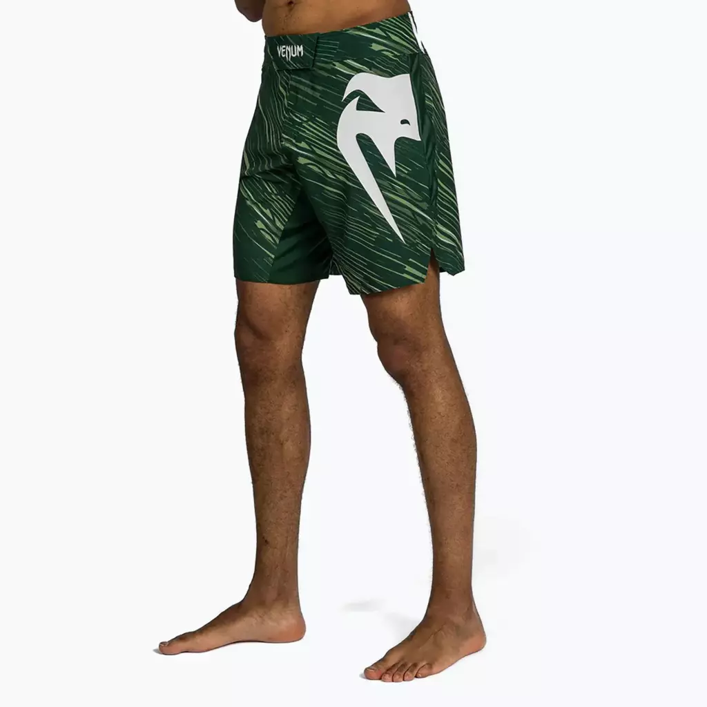 Шорты Venum Light 5.0 green