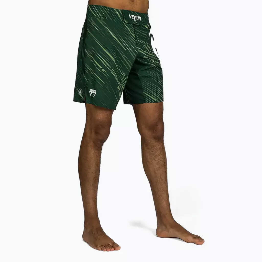Шорты Venum Light 5.0 green