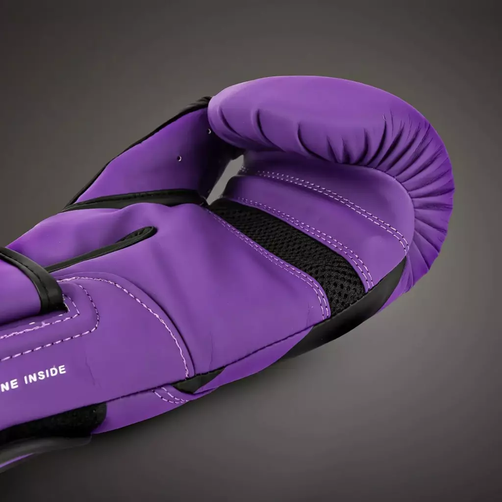 Боксёрские перчатки Venum Challenger 4.0 dark purple