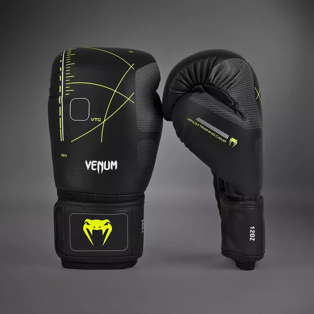 Боксёрские перчатки Venum Training Camp 4.0 чёрно/нео-зелёные