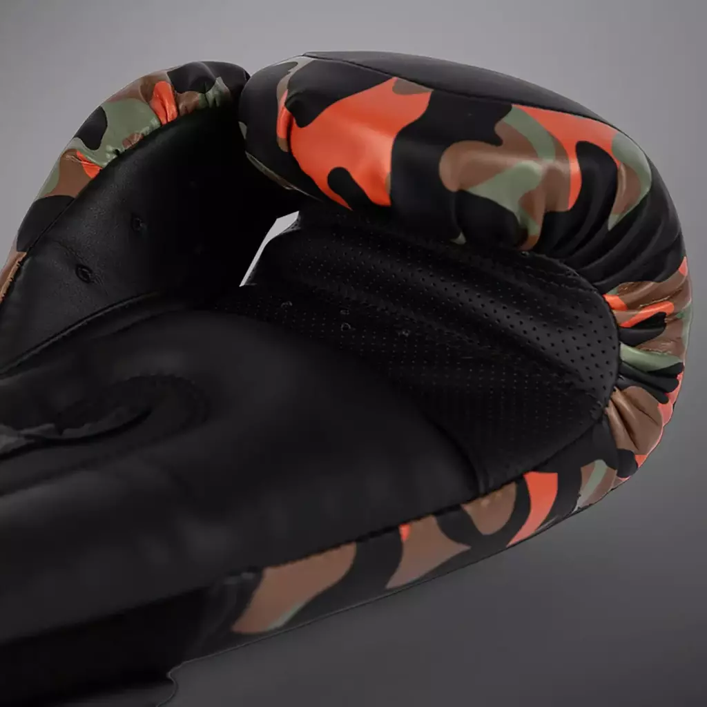 Боксёрские перчатки Venum Jungle Ops Каньон Камо