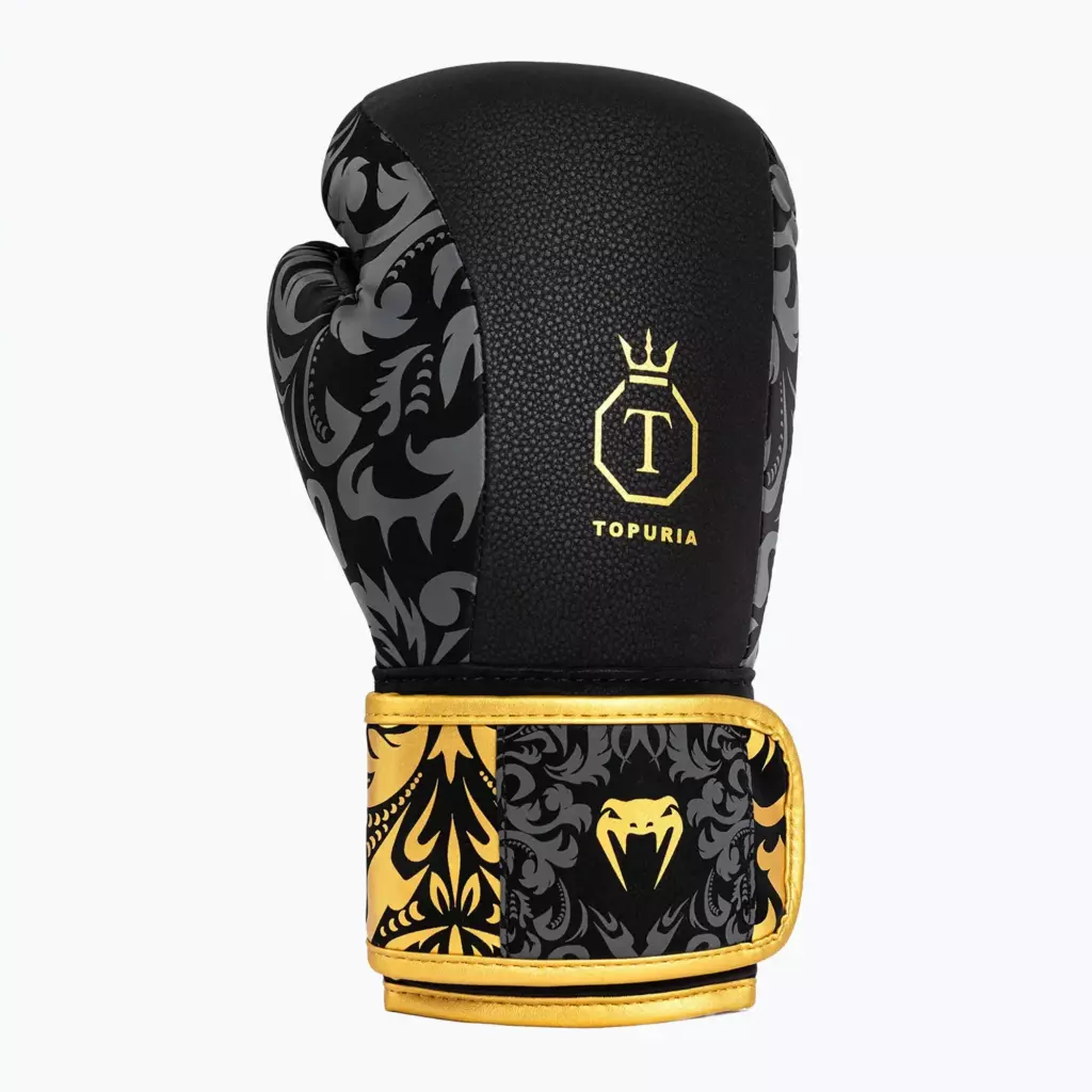 Боксёрские перчатки Venum x Ilia Topuria Unmatched Boxing black/gold