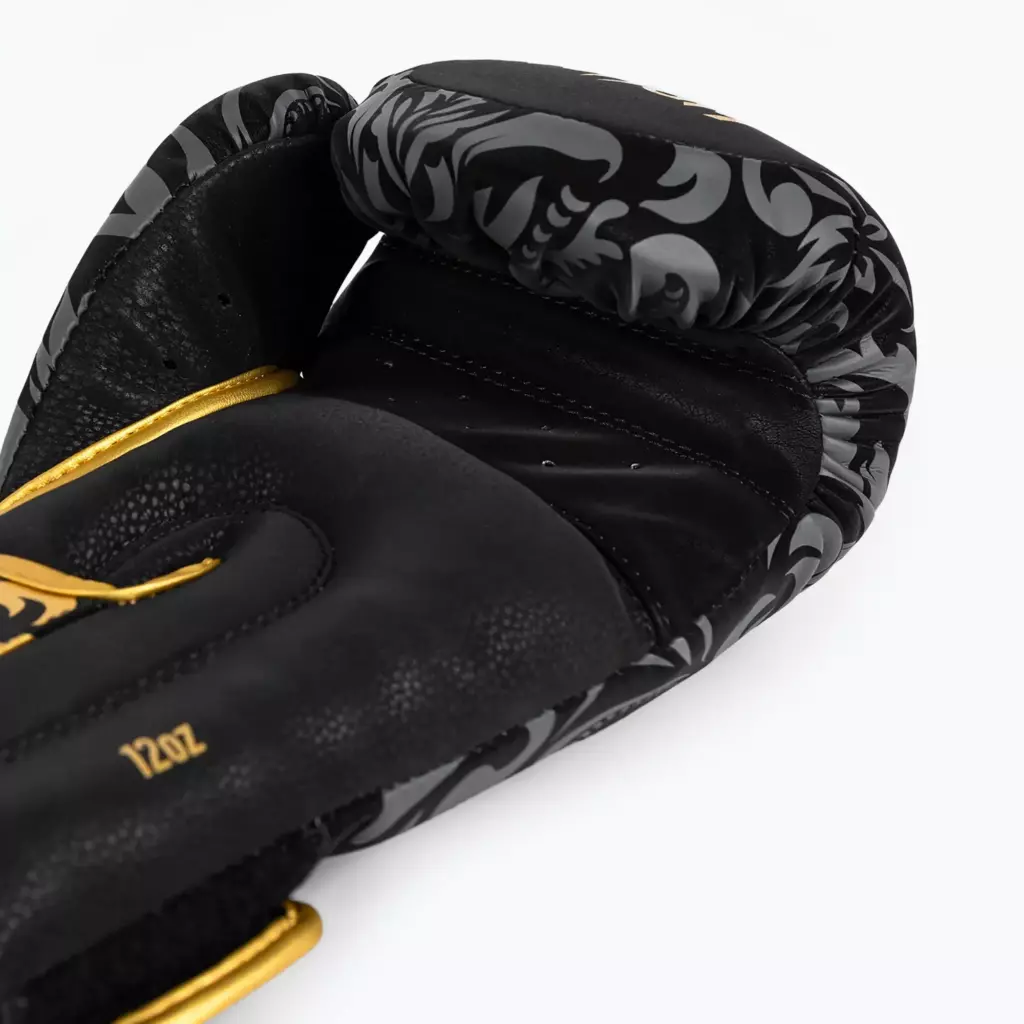 Боксёрские перчатки Venum x Ilia Topuria Unmatched Boxing black/gold