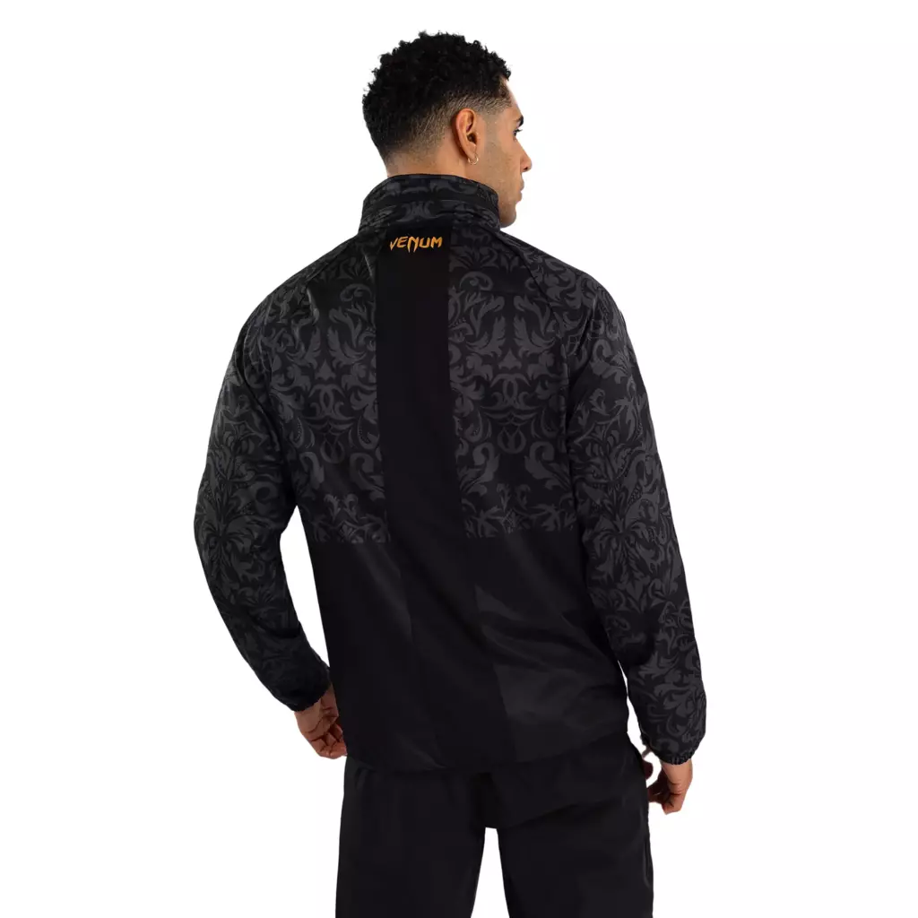 Ветровка Venum x Ilia Topuria Unmatched black/gold