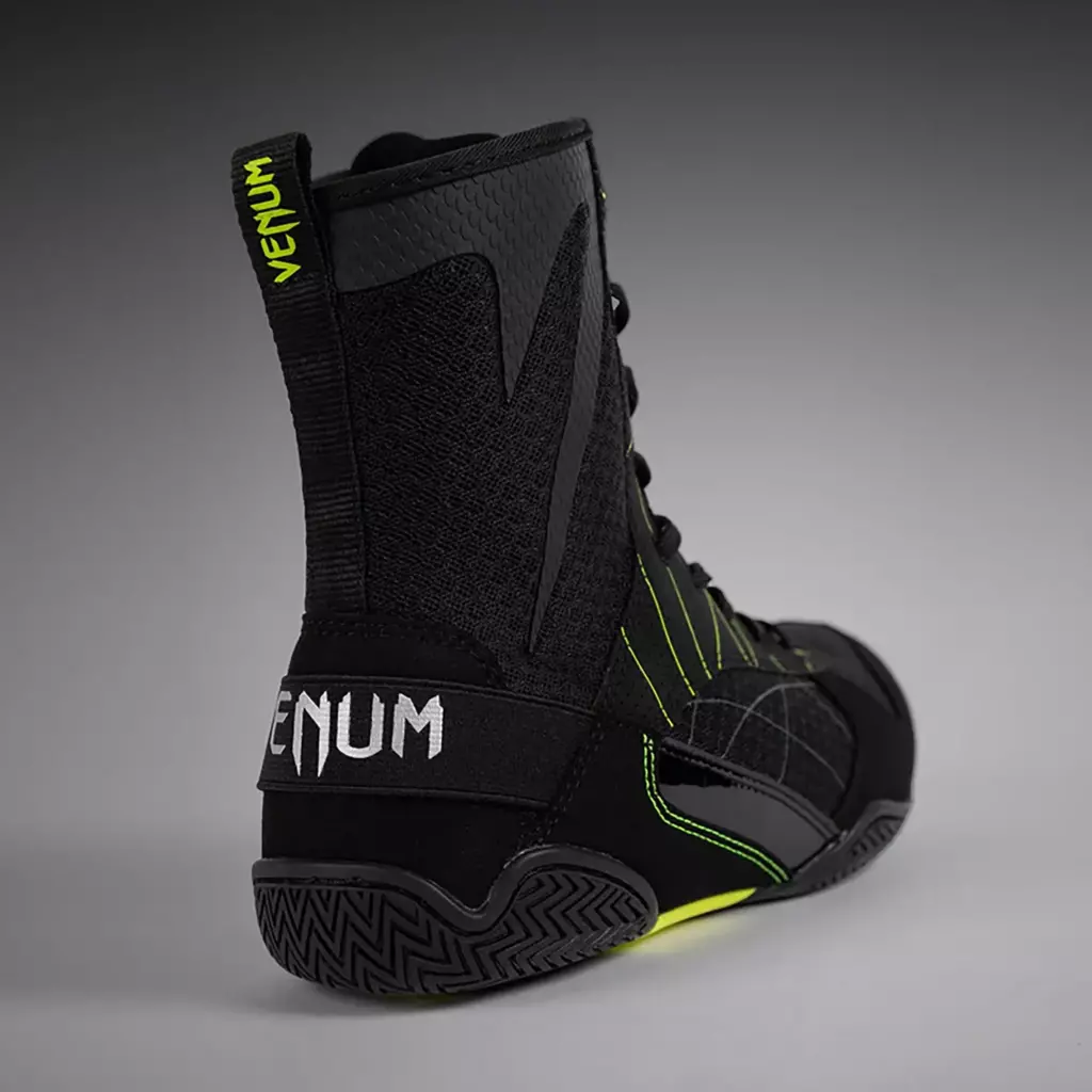 Боксёрки Venum Training Camp 4.0 Boxing black/neo green