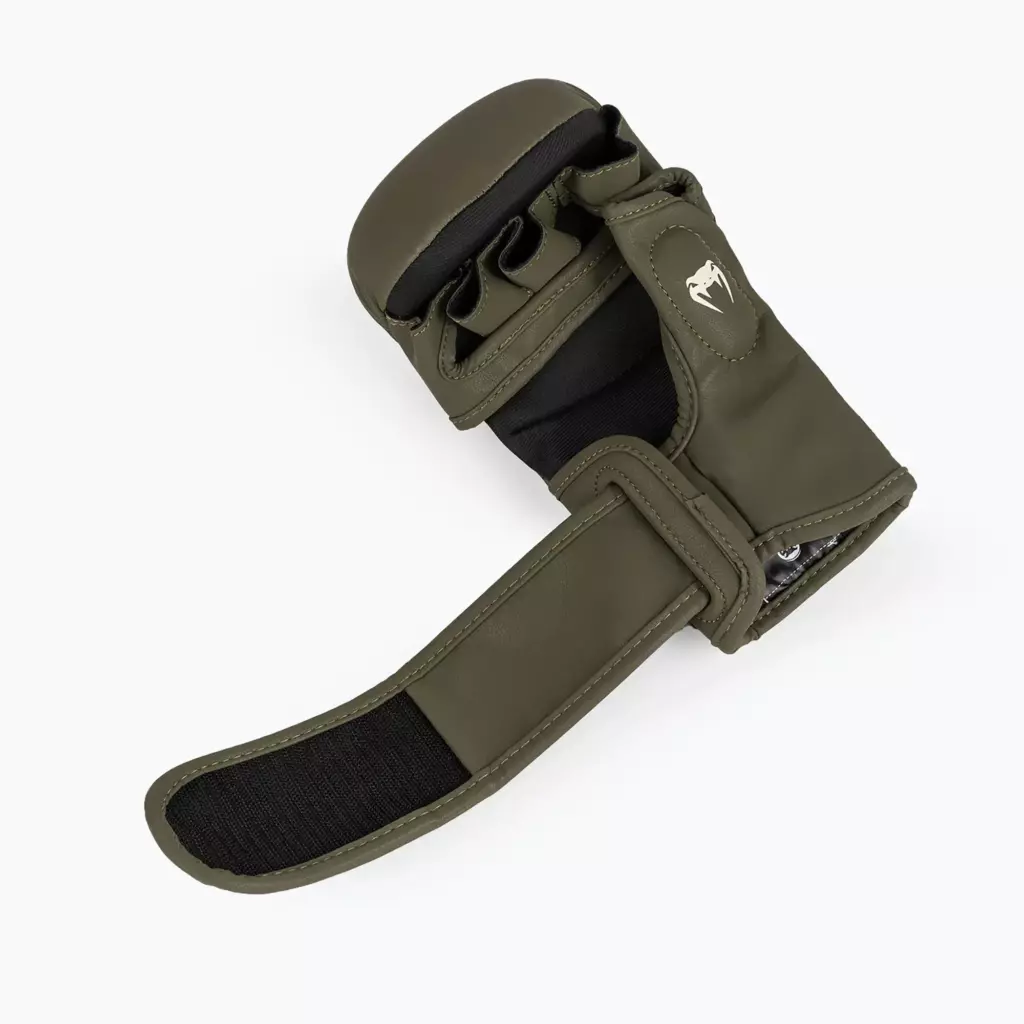 Боксёрские перчатки Venum Sparring khaki/bronze/ivory