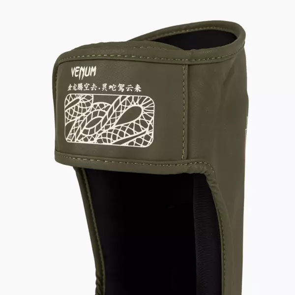 Шингарды Venum Serpenti khaki/bronze/ivory