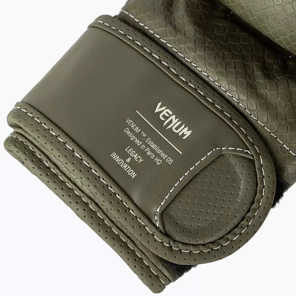 Перчатки MMA Venum Impact Evo Scales MMA brown