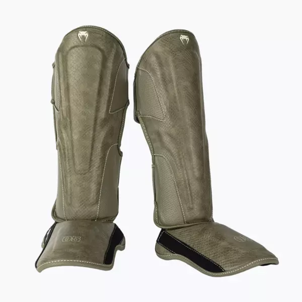 Шингарды Venum Impact Evo Scales Shinguards army green