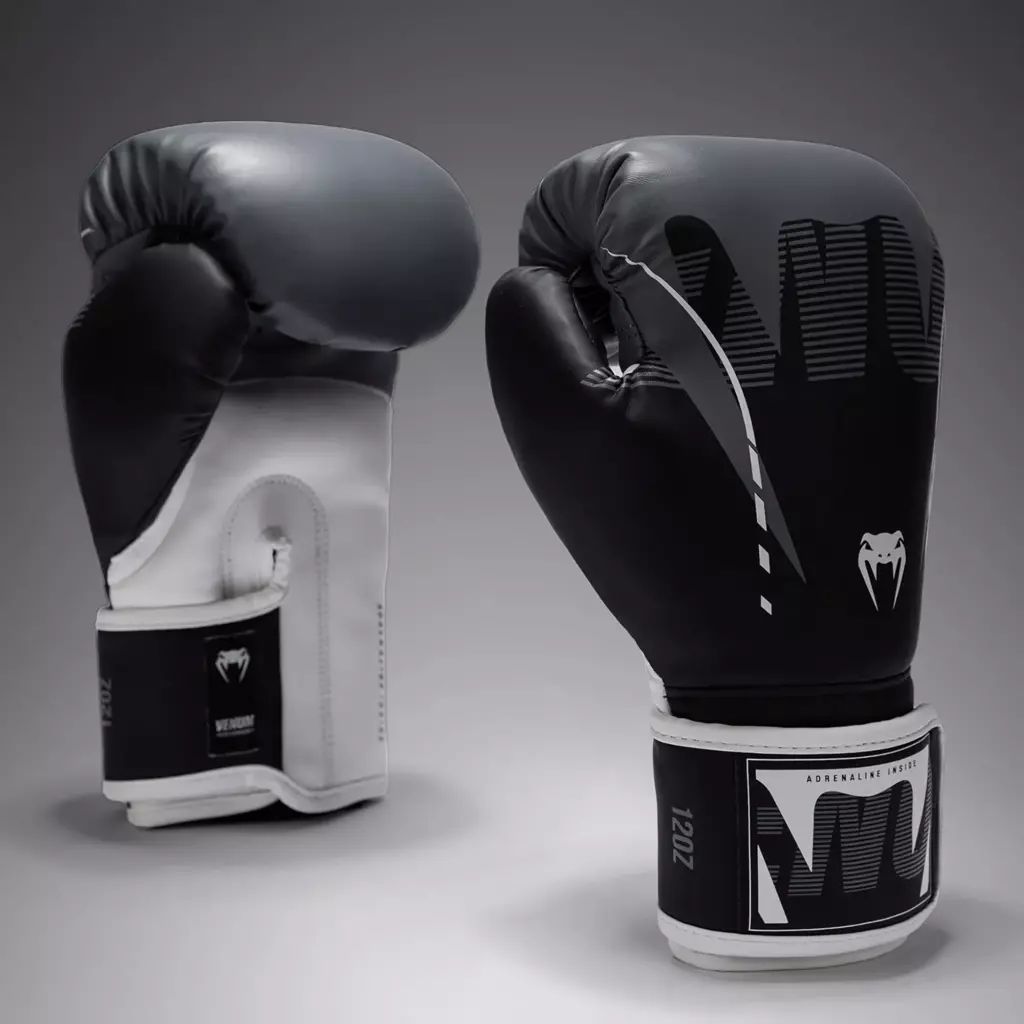 Боксёрские перчатки Venum Adrenaline Boxing black/silver grey