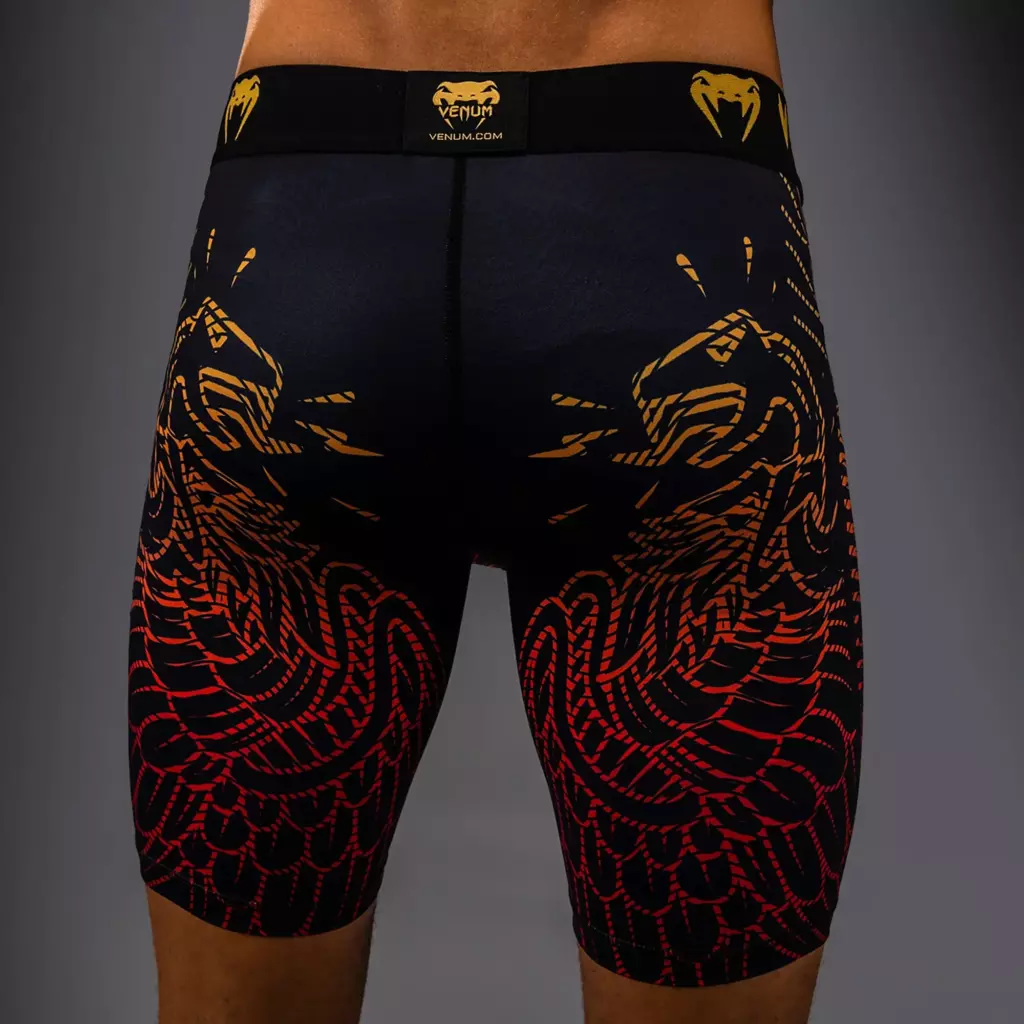 Компрессионные Шорты Venum Quetzal Fury Vale Tudo black/fury red/tangerine