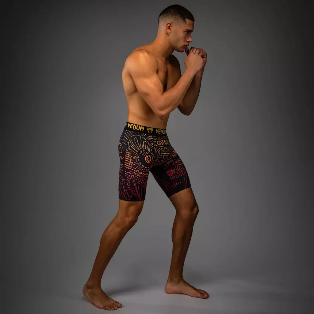 Компрессионные Шорты Venum Quetzal Fury Vale Tudo black/fury red/tangerine