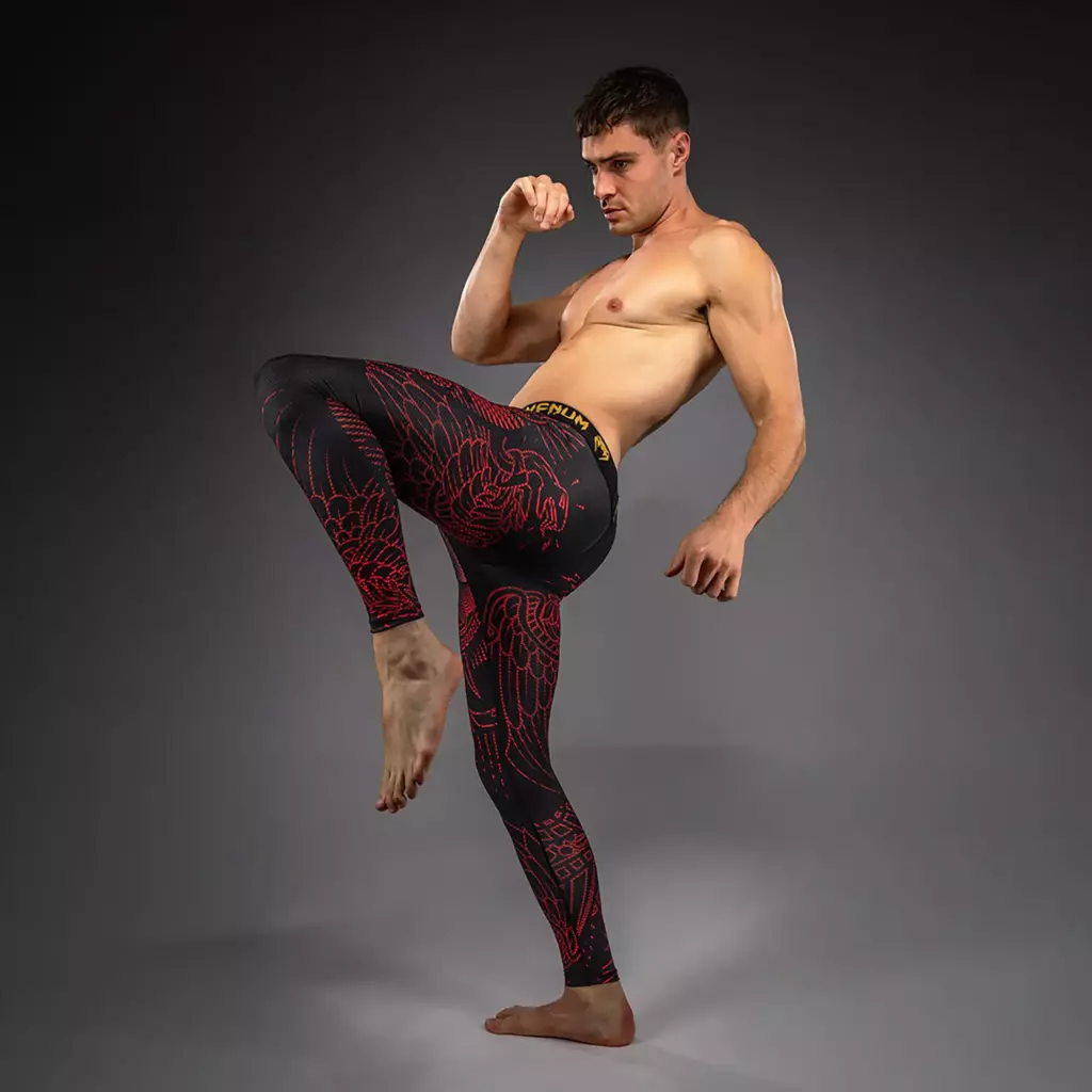 Компрессионные штаны Venum Quetzal Fury black/fury red