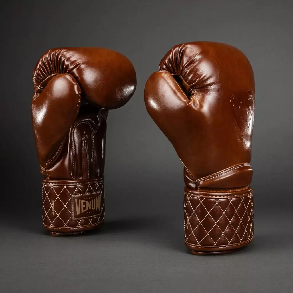 Боксёрские перчатки Venum Impact Classic Boxing shiny havana