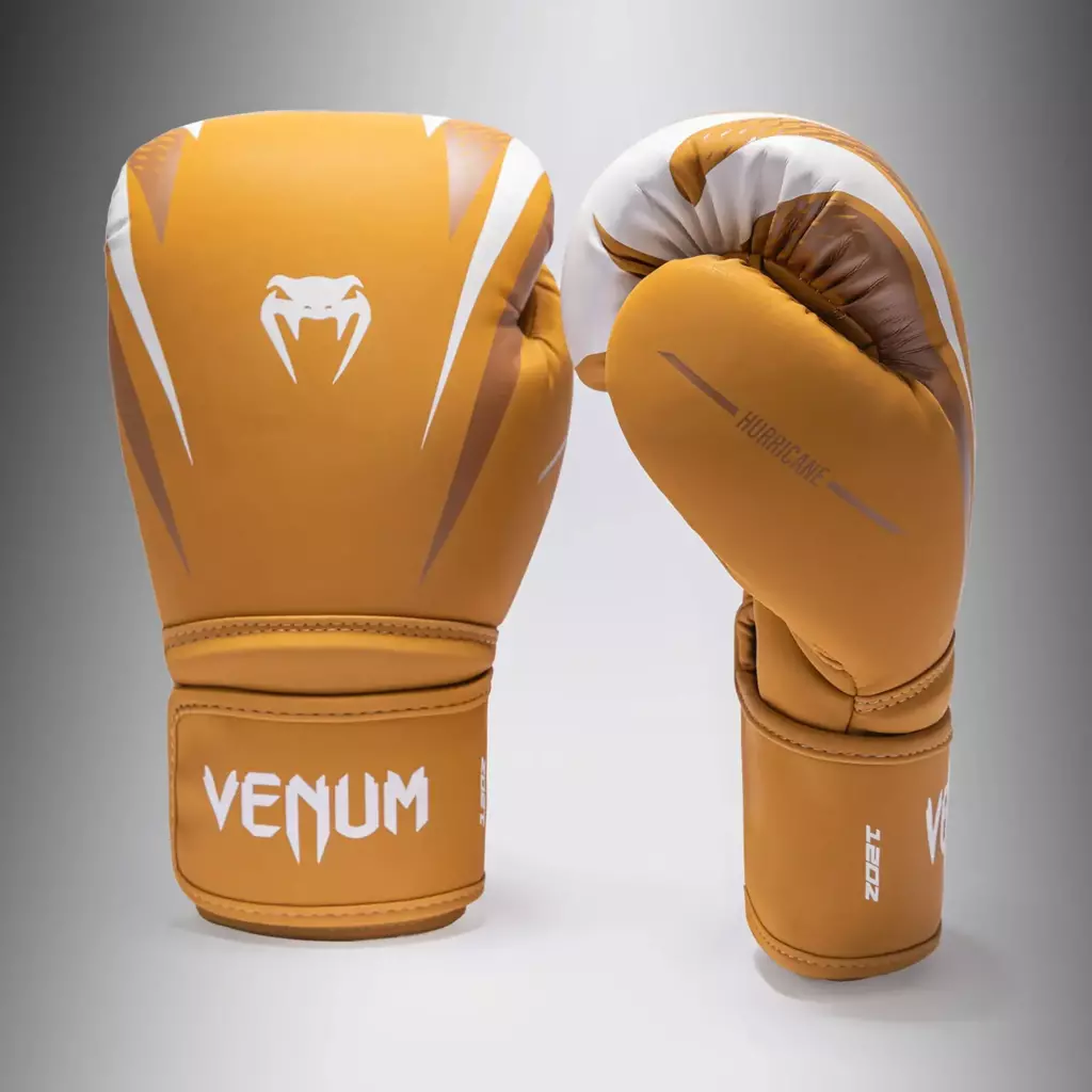 Боксёрские перчатки Venum Hurricane Boxing havana/white