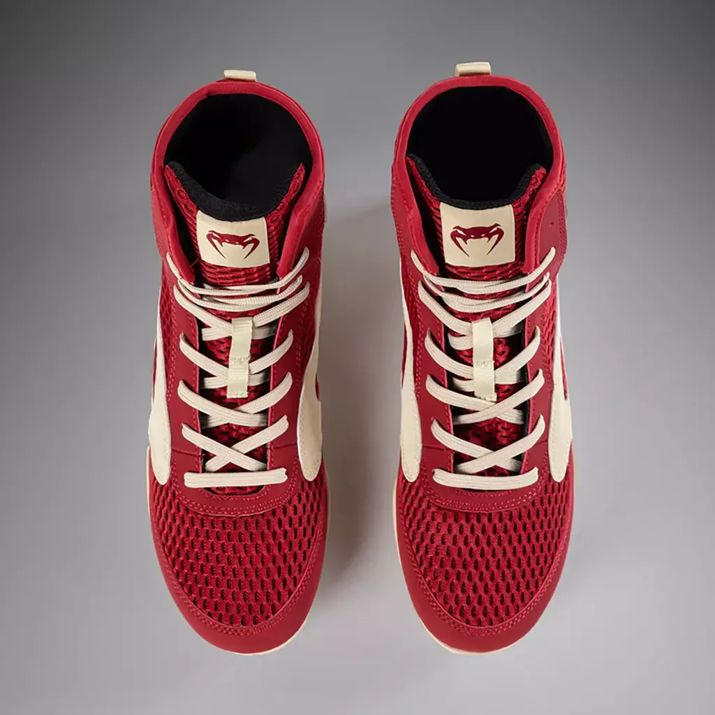 Боксёрки Venum Contender Boxing ruby red/ivory