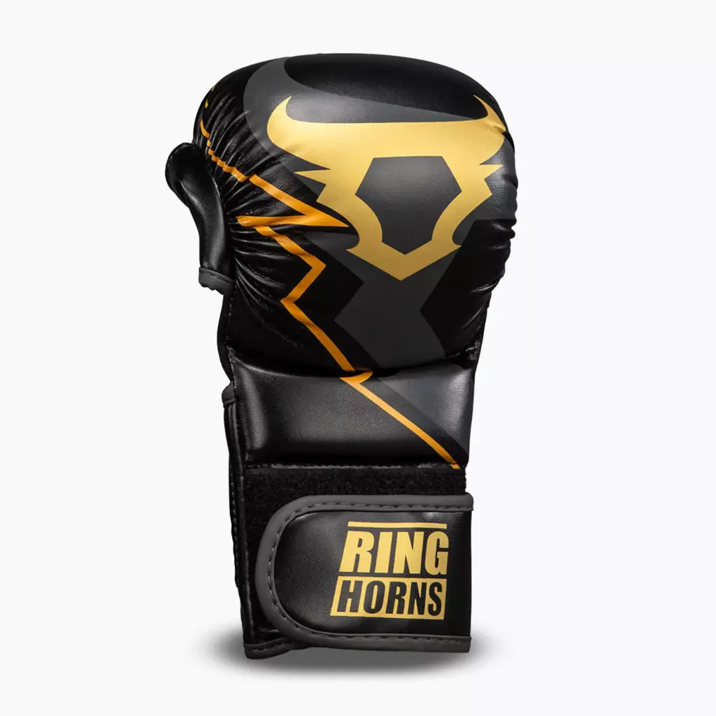 Боксёрские перчатки Venum Ringhorns Charger black/gold