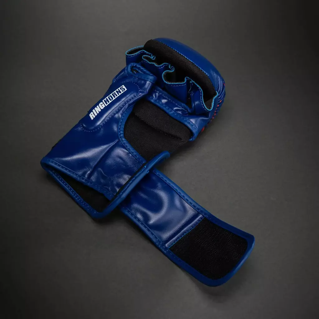 Боксёрские перчатки Venum Ringhorns Charger navy blue/red