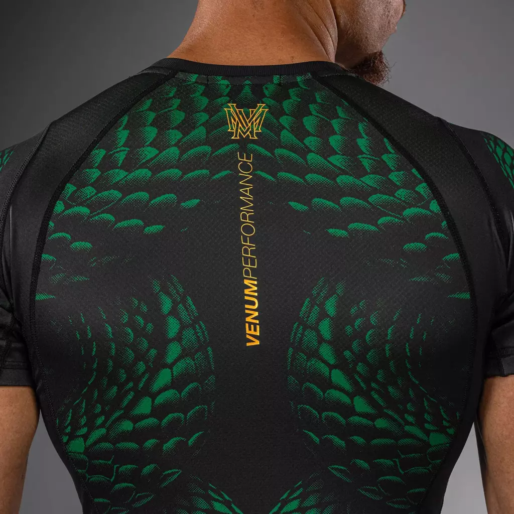 Рашгард Venum Matupa Short Sleeve black/green/gold