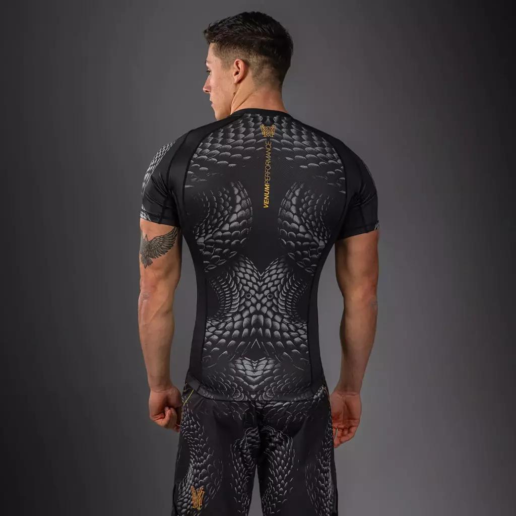 Рашгард Venum Matupa Short Sleeve black/grey/gold