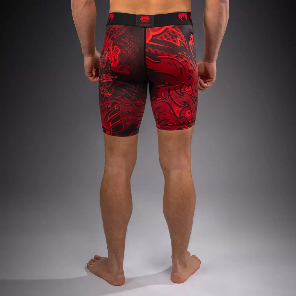 Компрессионные Шорты Venum Wolf Atak Vale Tudo Shorts black/red