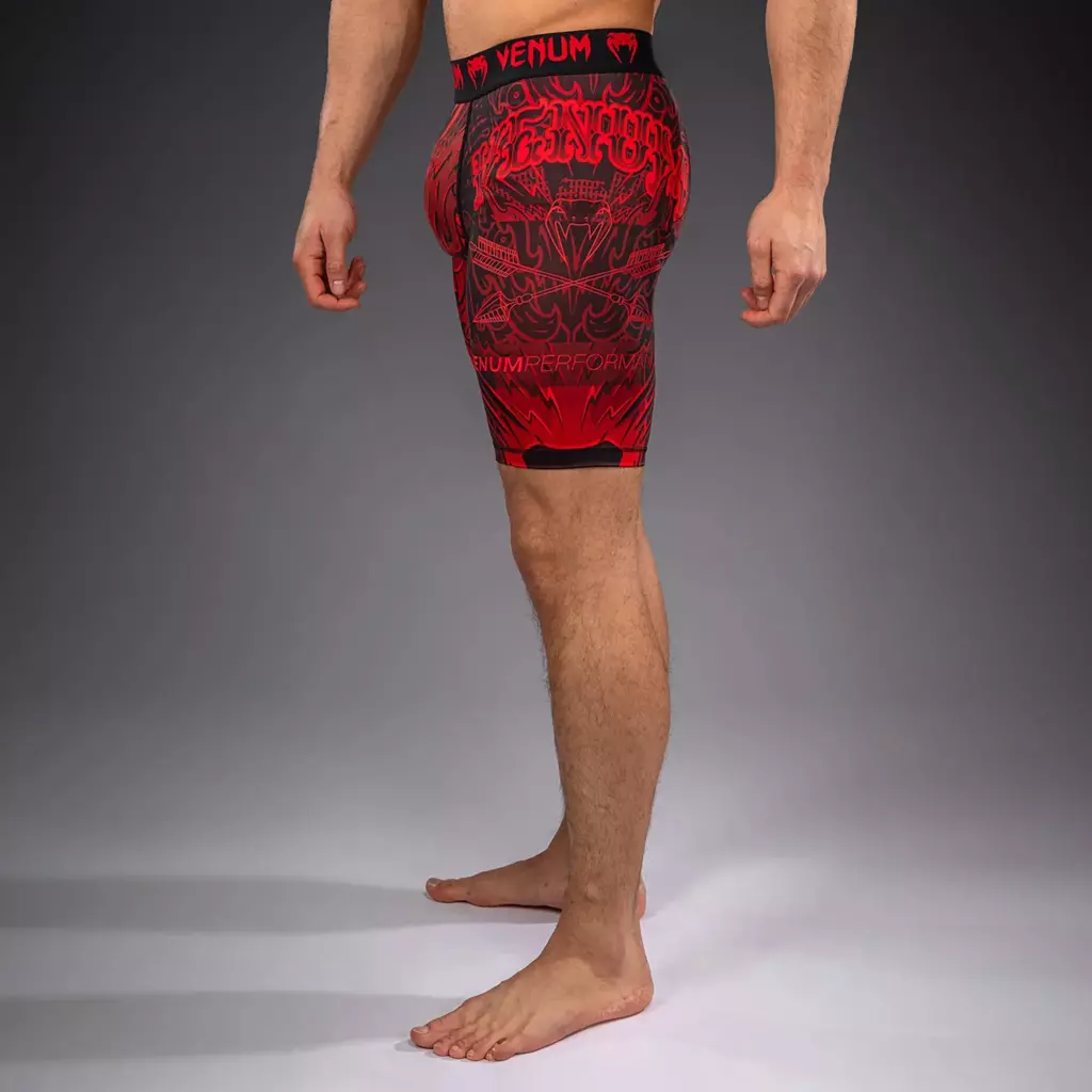 Шорты Venum Wolf Atak Muay Thai Shorts black/red
