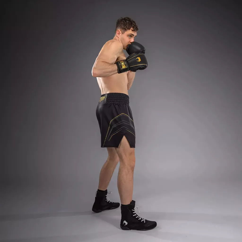 Боксёрские шорты Venum Streamline Boxing black/gold