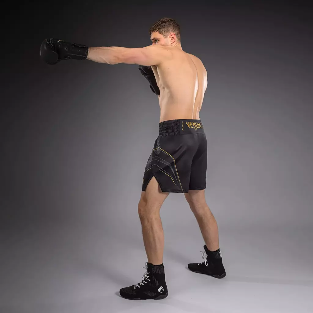 Боксёрские шорты Venum Streamline Boxing black/gold