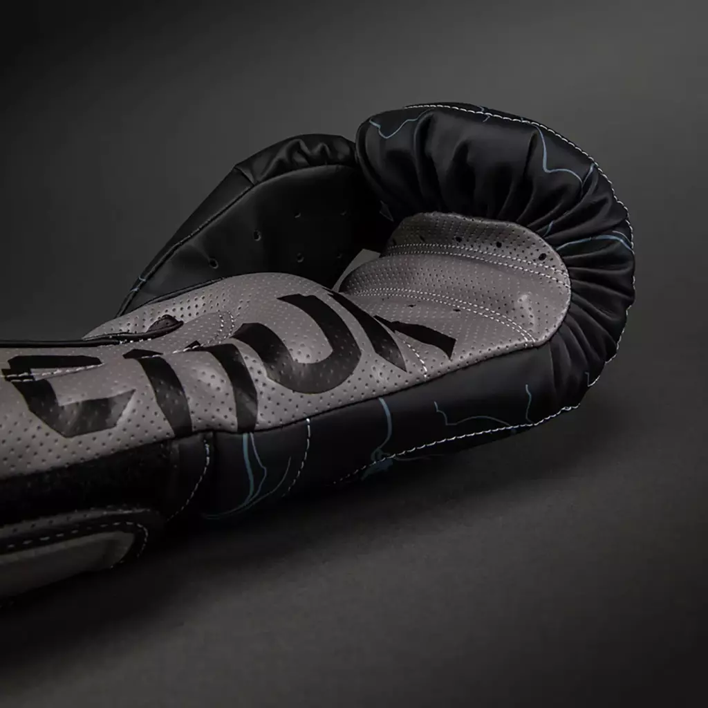 Боксёрские перчатки Venum Thunder Dragon Boxing black/grey/copper