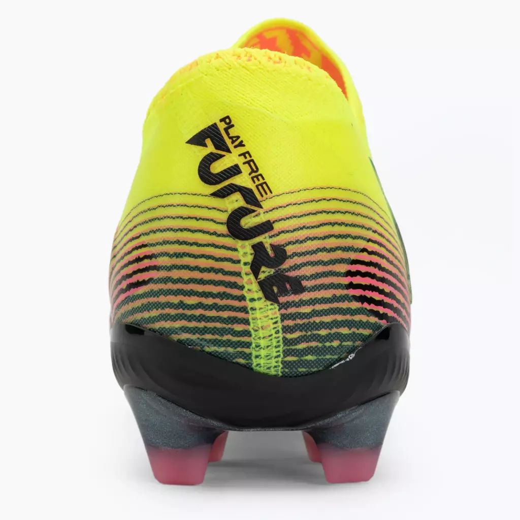 Футбольные бутсы PUMA Future 8 Ultimate Low FG yellow alert/puma black/sun struck