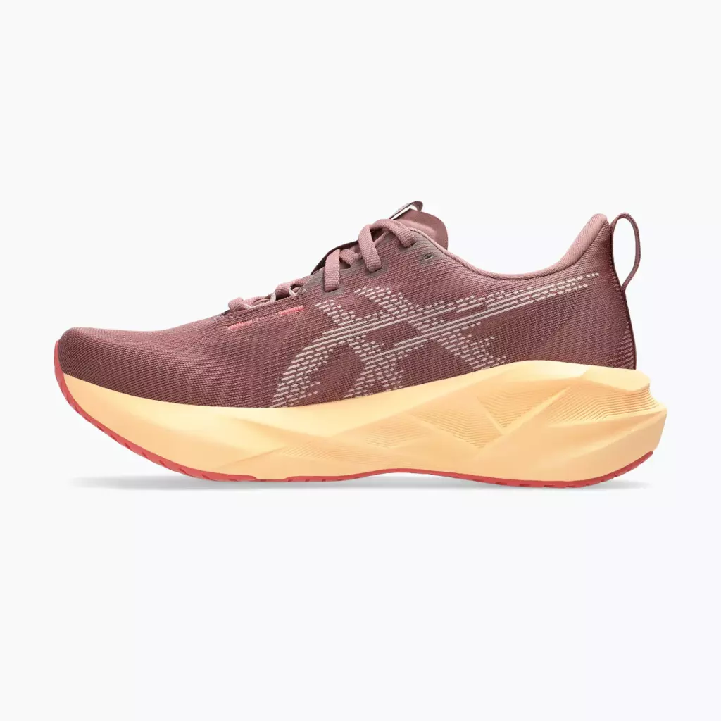 Женские Кроссовки для бега ASICS Novablast 5 rubble red/fawn