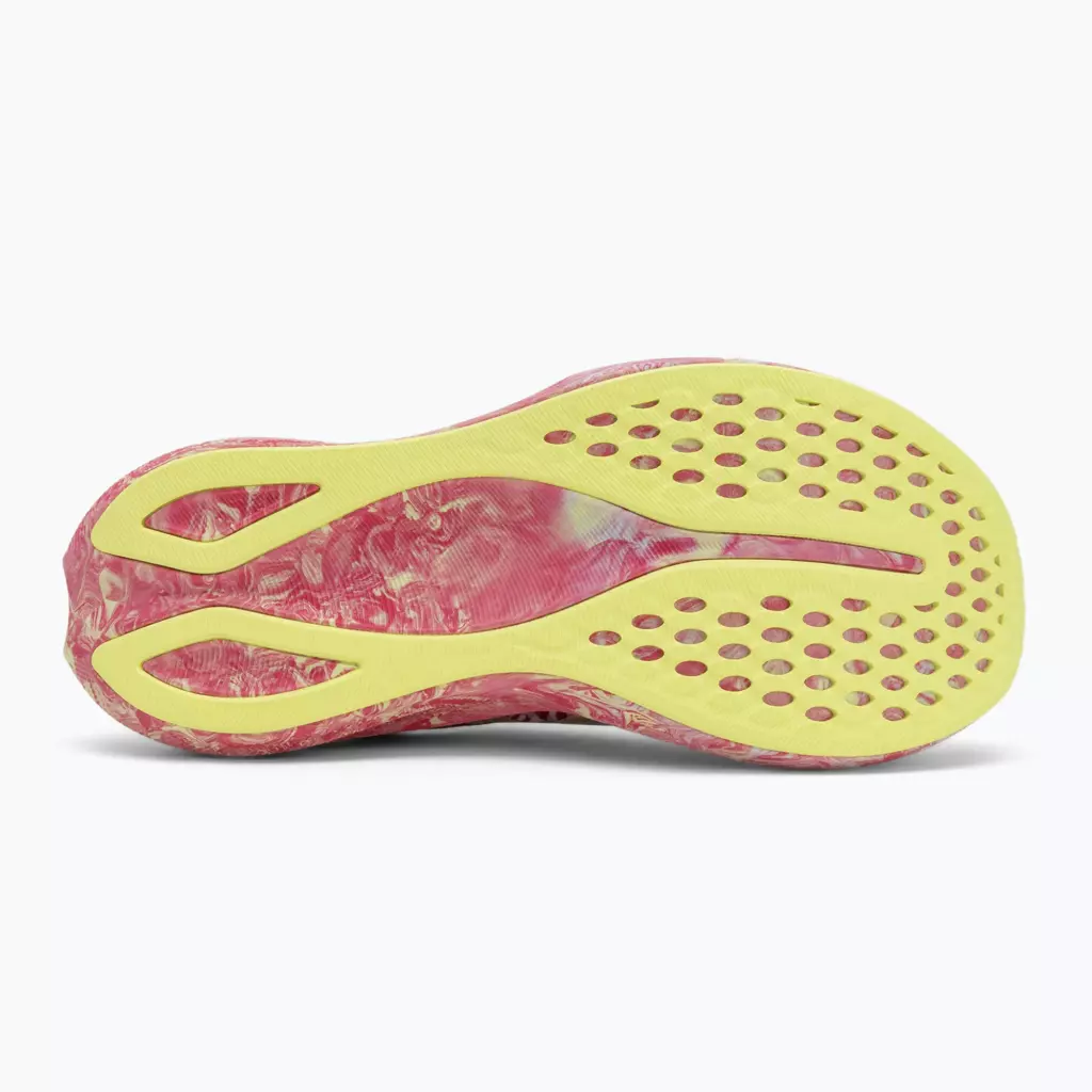 Женские Кроссовки для бега ASICS Noosa Tri 16 huddle lucid yellow/bright rose