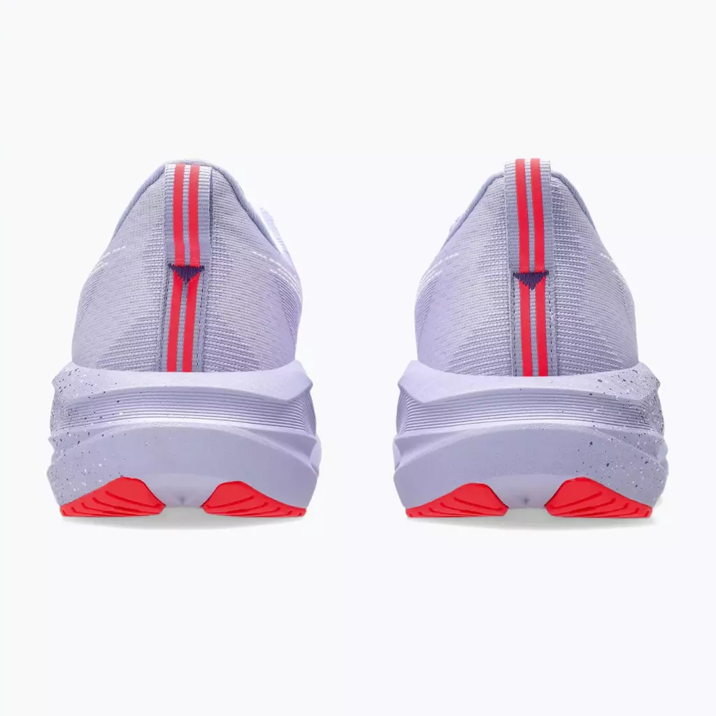 Женские Кроссовки для бега ASICS Novablast 5 Tokyo vapor/edo purple