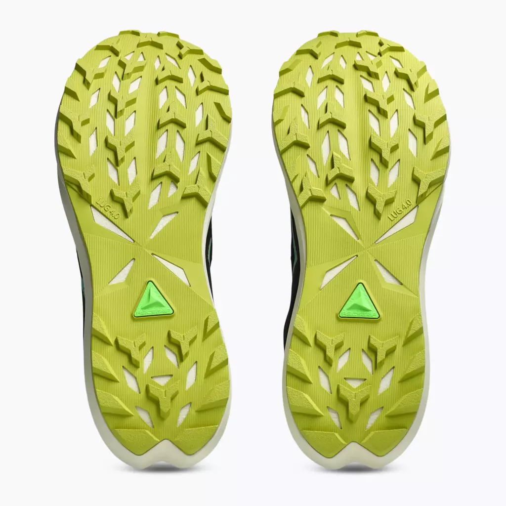 Кроссовки для бега ASICS Fuji Lite 6 black/aurora green