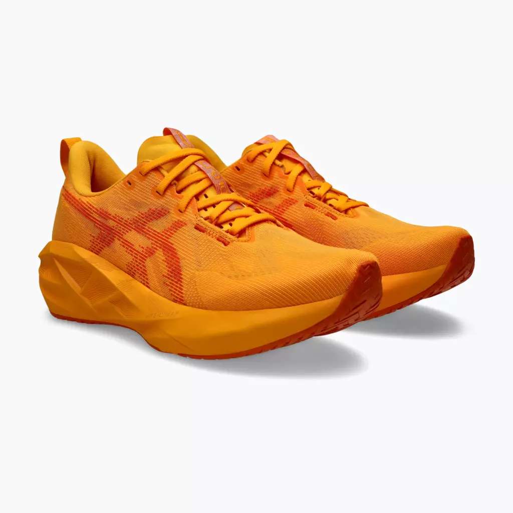 Кроссовки для бега ASICS Novablast 5 yamabuki/anzu