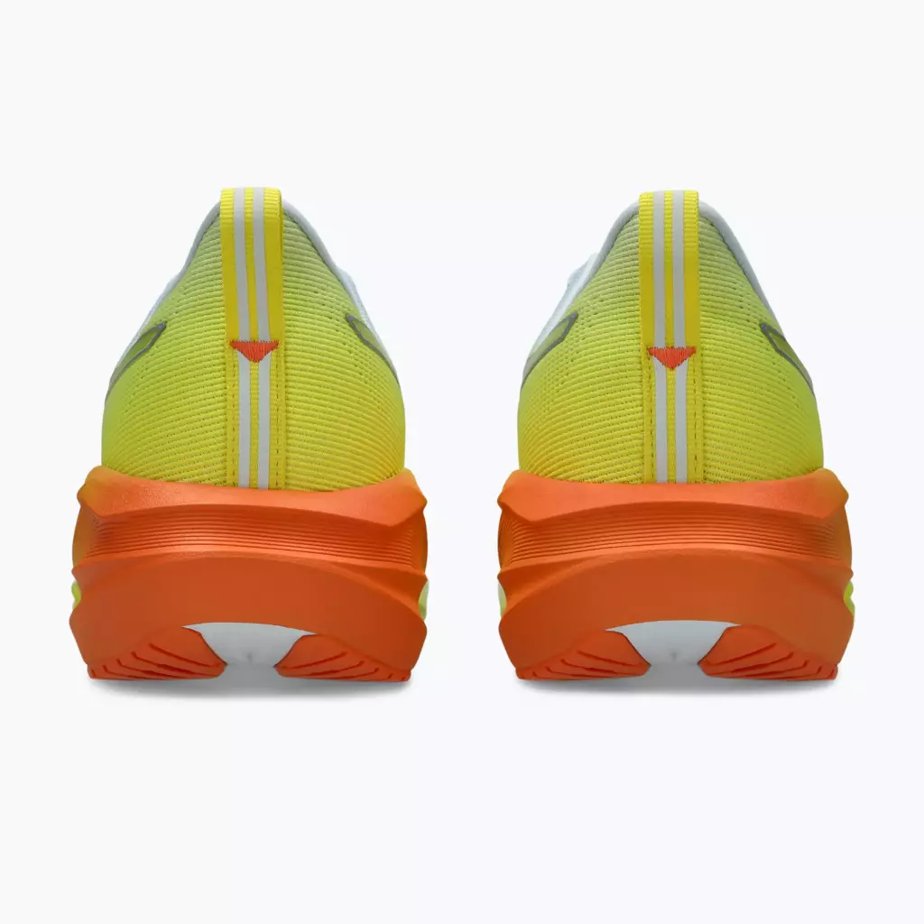Кроссовки для бега ASICS Novablast 5 sky/lemon spark