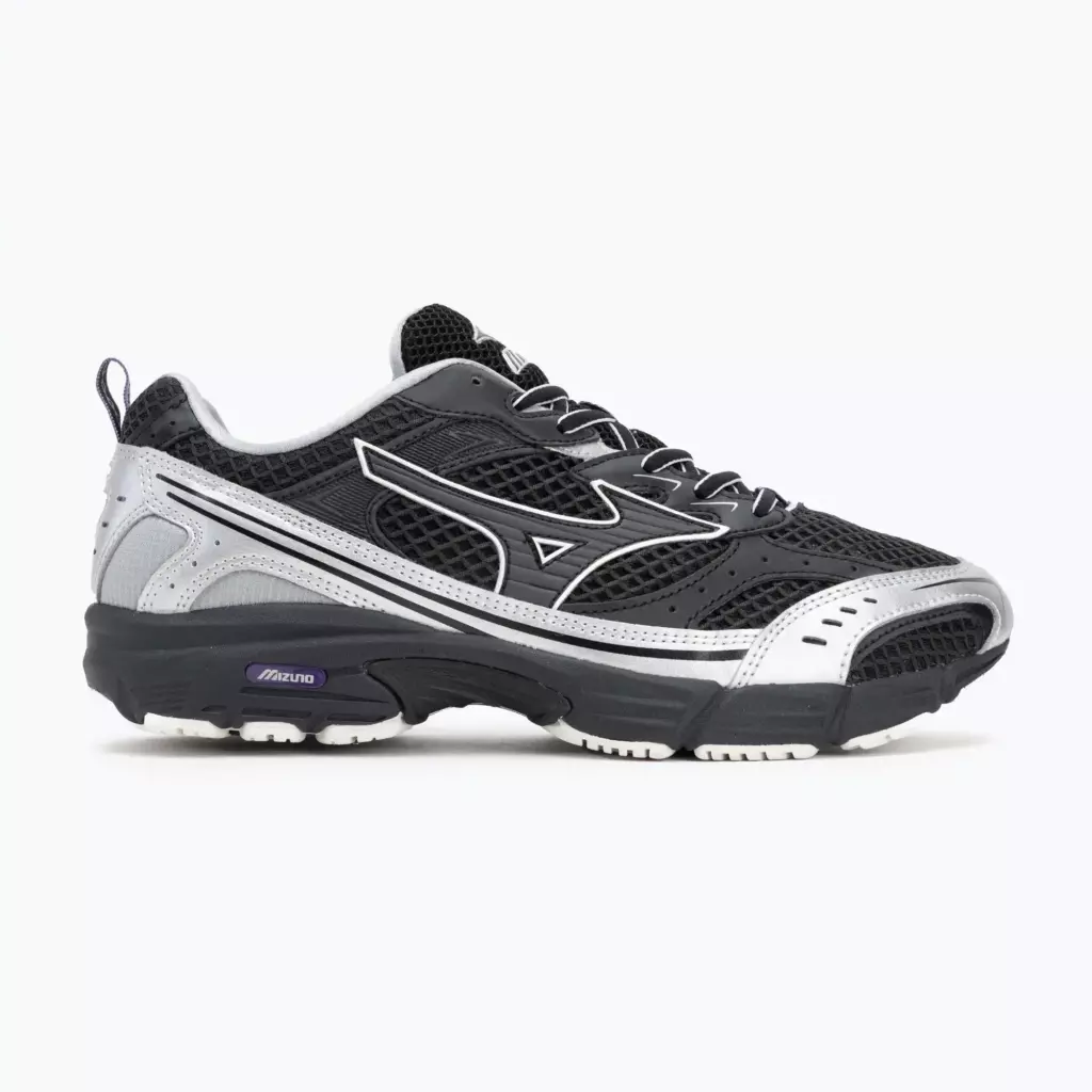 Mizuno MXR black/black sand/purple haze