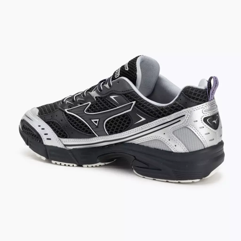 Mizuno MXR black/black sand/purple haze