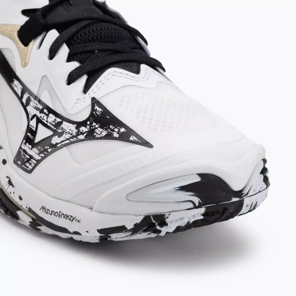 Кроссовки волейбольные Mizuno Wave Lightning Z8 white/black/ge gold