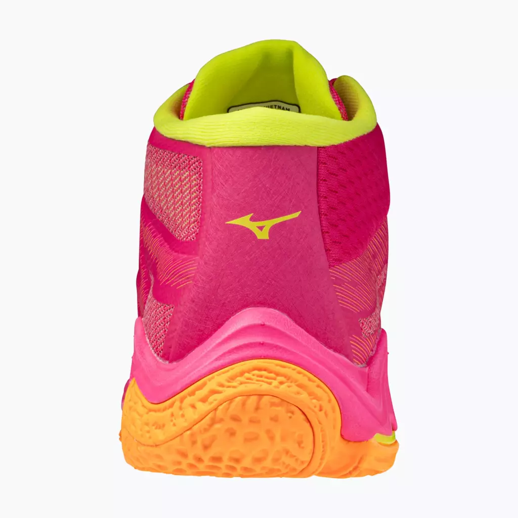 Кроссовки волейбольные Mizuno Wave Lightning Elite Mid pink tetra/fortune yellow/light
