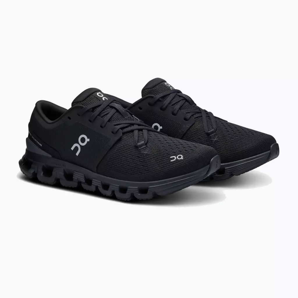 Женские Кроссовки для бега On Cloud X 4 black/eclipse