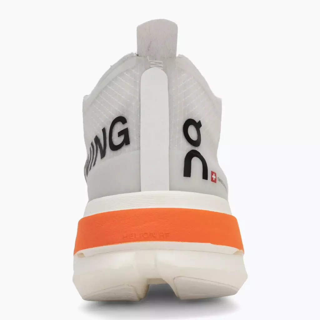 Женские Кроссовки для бега On Cloudboom Strike white/black