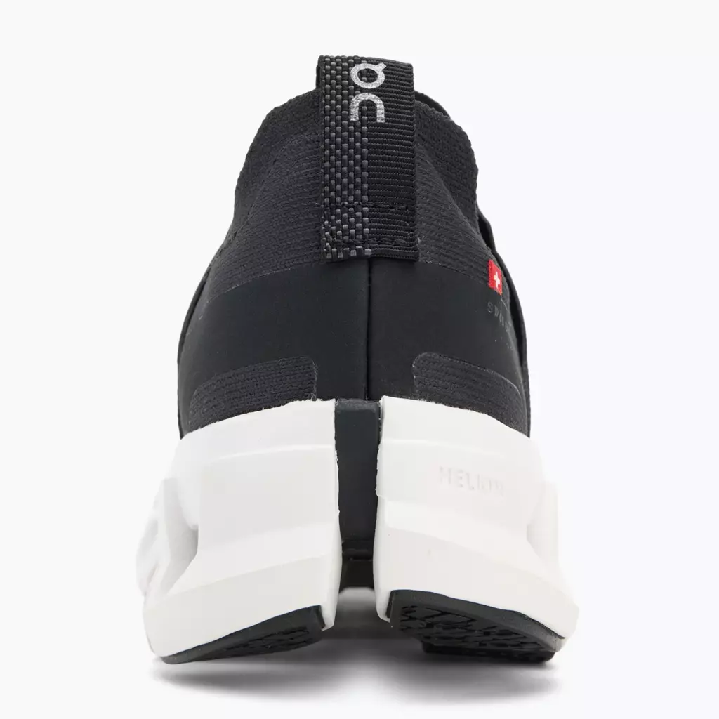 Женские Кроссовки для бега On Cloudswift 4 black/white
