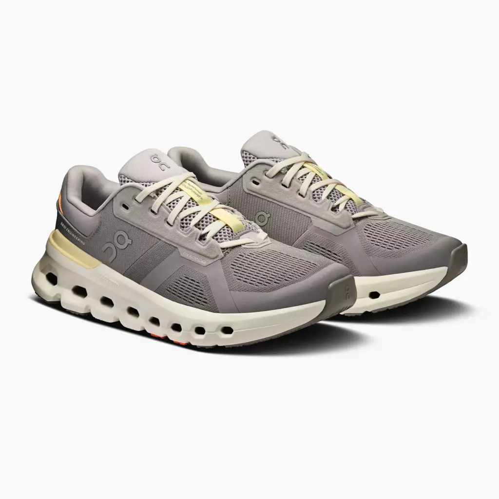 Женские Кроссовки для бега On Cloudrunner 2 lilac/ivory