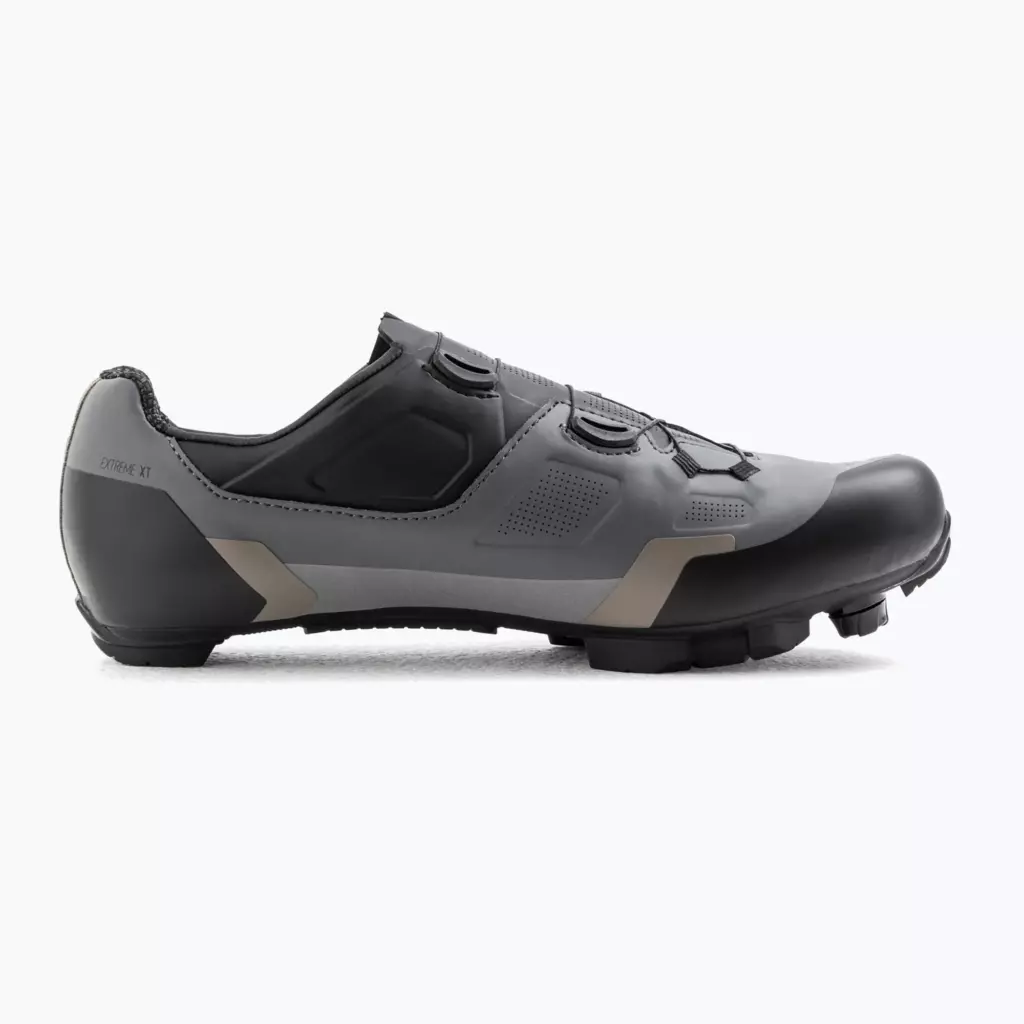 Мужские велосипедные ботинки MTB Northwave Extreme XT black/sand
