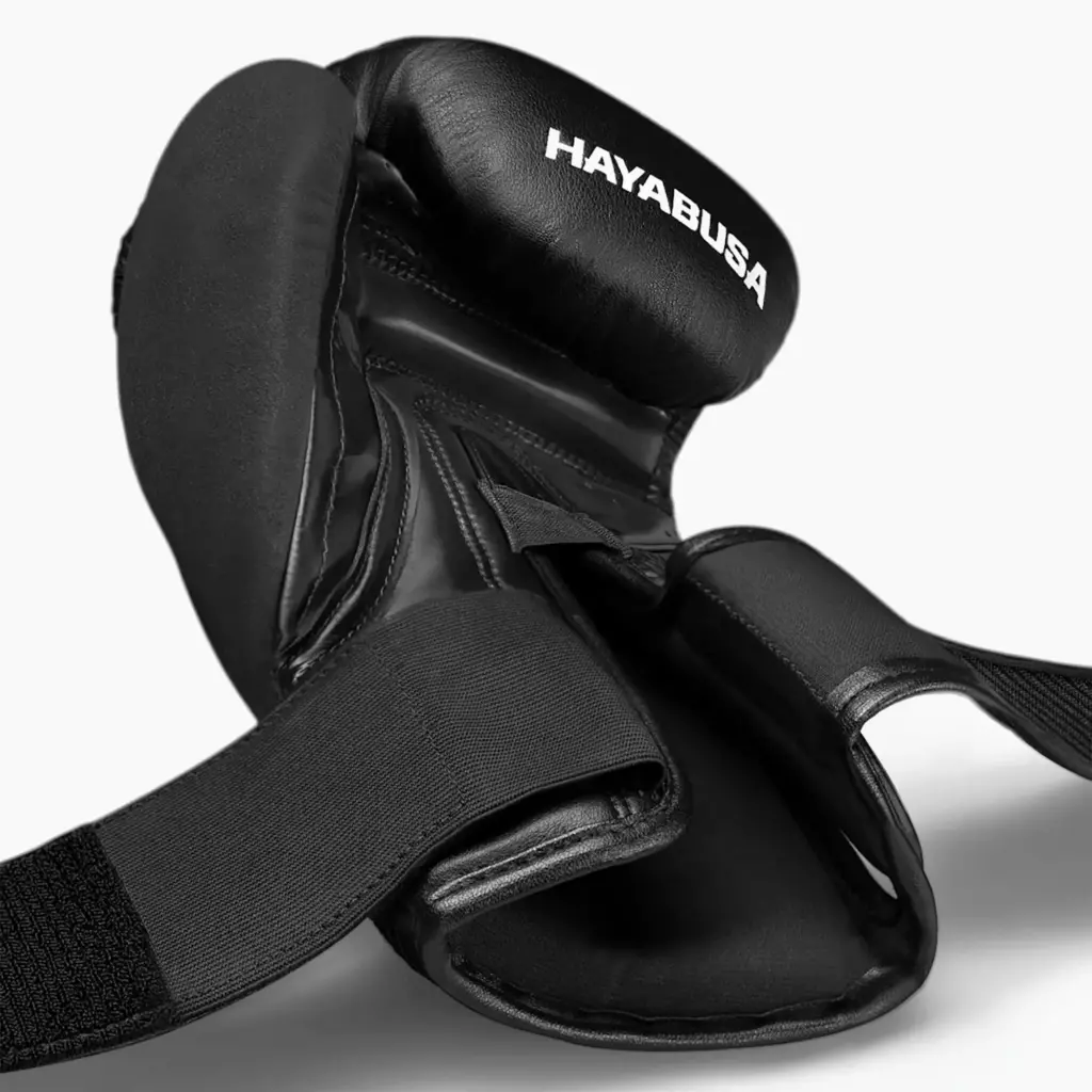 Боксёрские перчатки Hayabusa T3 black