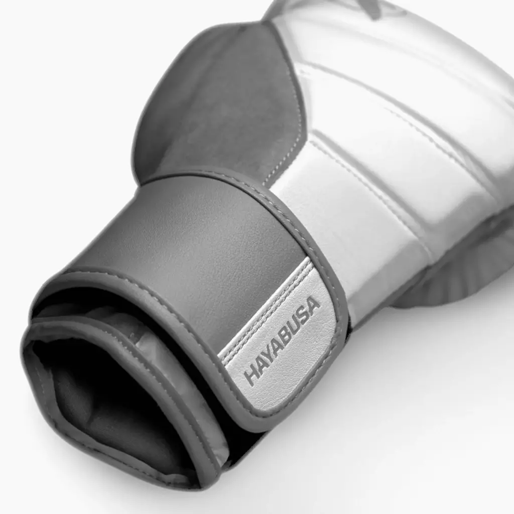 Боксёрские перчатки Hayabusa T3 white/grey