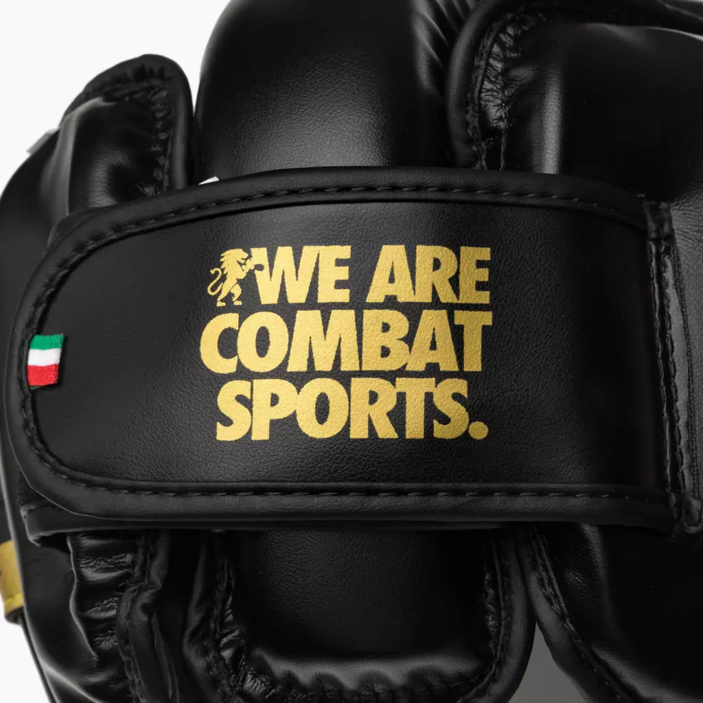 Боксёрский шлем LEONE 1947 Headgear Dna