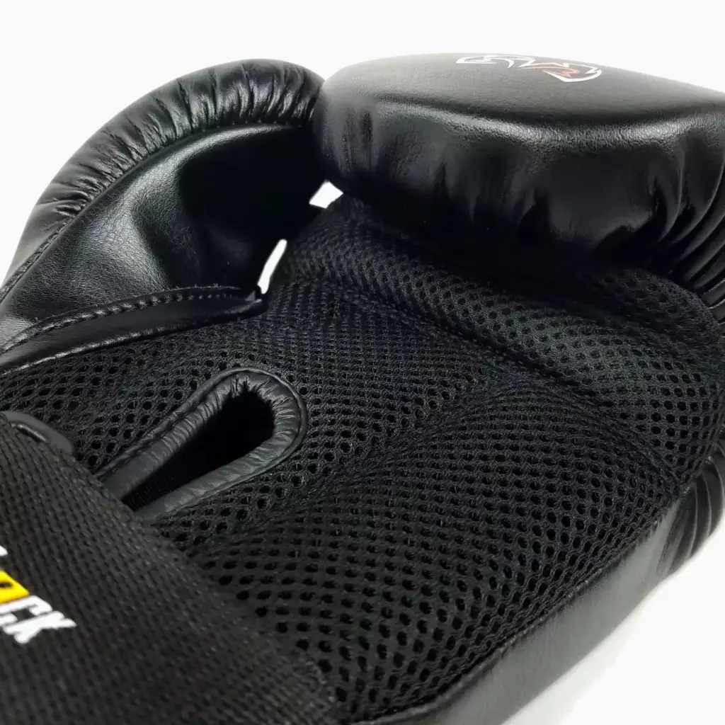 Боксёрские перчатки Rival RB1 Ultra Bag 2.0 l black